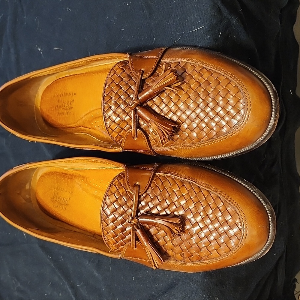 Men Bass shoes 10D